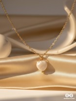 The Ivory Beach- Golden Embellished Necklace With Anti-Tarnish Coating