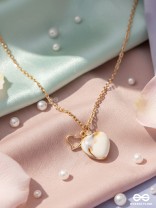 The Beach Romance- Golden Embellished Necklace With Anti-Tarnish Coating