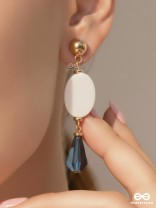 The Midnight Sea- Golden Shell & Beads Earrings