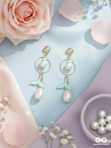 The Minty Mermaid- Golden Pearl Earrings