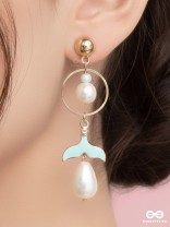 The Minty Mermaid- Golden Pearl Earrings