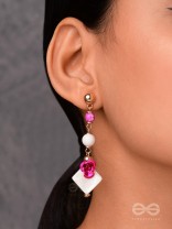 THE SPRING FLING - PLAYFUL PEARL DROP EARRINGS 