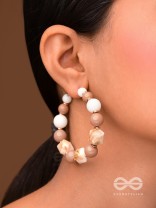 THE SANDY SHORES- THE CLASSIC HOOP EARRINGS