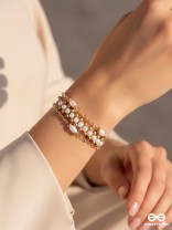 THE VANILLA SWIRL - DELICATE HANDMADE BRACELET