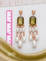 PERFECT PEARLED PARADISE - GOLDEN DROP PEARL EARRINGS