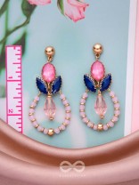 THE ENCHANTING WHISPERERS - GOLDEN STATEMENT EARRINGS