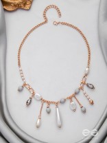 The Rainy Bliss - Casual Pearl Neckpiece With Anti-Tarnish Coating 