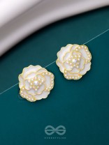 DEW DROPPED PEONIES - GOLDEN ENAMELLED STUDS (WHITE)