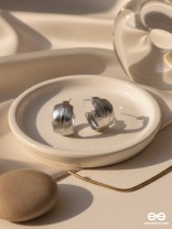 LEAF OF FAITH - STATEMENT SILVER EARRINGS