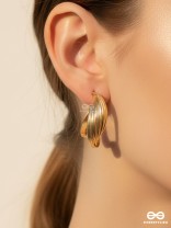LEVELING IT UP - STATEMENT GOLDEN HOOPS