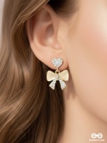 DARLIN' BOW DOWN - GOLDEN SPARKLING EARRINGS