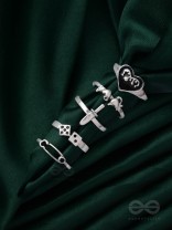 ALL ABOUT LOVE AND WAR - SET OF 5 SILVER RINGS