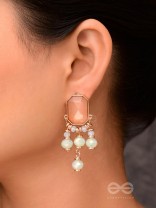 THE SHIMMER OF GLITZ - STATEMENT DROP EARRINGS