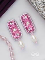 VARAVARSHINI - BESTOWER OF BOONS - STONE, BEADS AND PEARLS EMBROIDERED EARRINGS