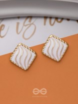 MODERN DELIGHTS - GOLDEN EMBELLISHED STUD EARRINGS (WHITE)