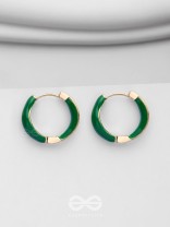 LUXE LITTLE LOOPS - GOLDEN EMBELLISHED HOOP EARRINGS (GREEN)