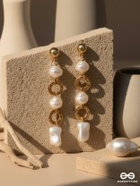 CHAMPAGNE WHISPERS - GOLDEN EMBELLISHED EARRINGS