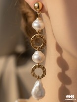 CHAMPAGNE WHISPERS - GOLDEN EMBELLISHED EARRINGS