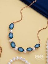 AQUA MIST FANTASY - STATEMENT GOLDEN EMBELLISHED NECKPIECE