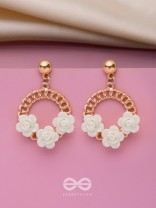 The Milky Blooms - Golden Earrings