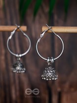 MOONLIT BEAMS - SILVER OXIDISED JHUMKA EARRINGS