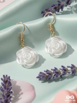 MINIATURE ROSE ROMANCE - GOLDEN EMBELLISHED EARRINGS