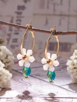 ENCHANTING FLOWERS - GOLDEN HOOP EARRINGS
