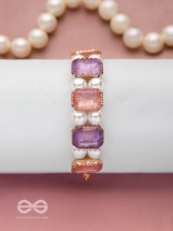 Paradise Haze - Golden Embellished Pearl Bracelet
