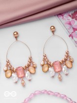 THE DAZZLING FANTASY - GOLDEN EMBELLISHED EARRINGS