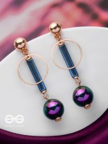 GALAXY SPARKLES - GOLDEN EMBELLISHED EARRINGS