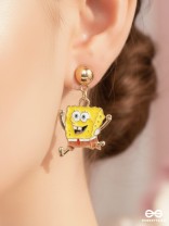 SPONGEBOB SQUAREGEMS - GOLDEN EMBELLISHED EARRINGS