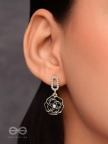 THE MIDNIGHT ROSE - GOLDEN AND BLACK EMBELLISHED EARRINGS