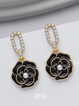 THE MIDNIGHT ROSE - GOLDEN AND BLACK EMBELLISHED EARRINGS