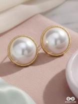THE IVORY ILLUSION - GOLDEN PEARL STUD EARRINGS