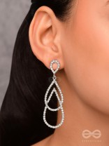 DROP IT LIKE IT'S HOT - STATEMENT SILVER EARRINGS