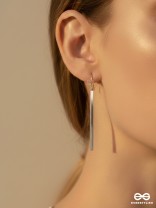 THE LUXURY DIMENSIONS - CLASSIC SILVER EARRINGS