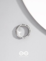 SHADOW SPELLS- STATEMENT SILVER RING (ADJUSTABLE)