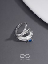 THE SAPPHIRE SERPENTINE - STATEMENT SILVER ADJUSTABLE RING 