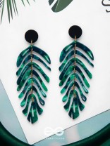 THE TROPICAL LEAFLETS - GREEN ACRYLIC EARRINGS