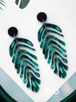 THE TROPICAL LEAFLETS - GREEN ACRYLIC EARRINGS