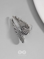 MIDNIGHT RAVEN WING - STATEMENT SILVER RING (ADJUSTABLE)