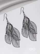 LEAF ME BREATHLESS - SILVER STATEMENT EARRINGS