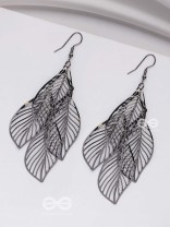 LEAF ME BREATHLESS - SILVER STATEMENT EARRINGS