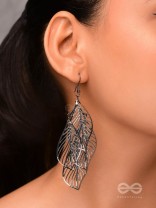 LEAF ME BREATHLESS - SILVER STATEMENT EARRINGS