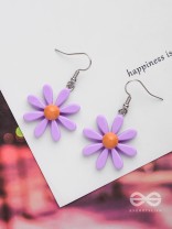 BLOOM IN STYLE - ELEGANT ACRYLIC EARRINGS (LAVENDER)