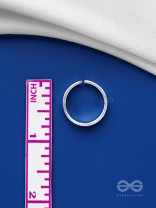 BUTTERFLY FLINGS - SILVER RING (ADJUSTABLE)