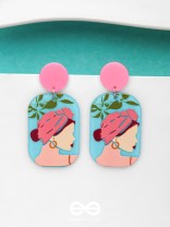 DIVA IN A DREAM - STATEMENT ACRYLIC EARRINGS
