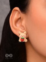 SCOOP 'N SNUGGLE - MISMATCHED ACRYLIC STUD EARRINGS
