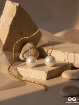 JINGLE BELL RADIANCE - GOLDEN AND WHITE EMBELLISHED PEARL EARRINGS