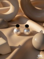 A MYSTIC PEARL - GOLDEN EMBELLISHED EARRINGS (BLACK)